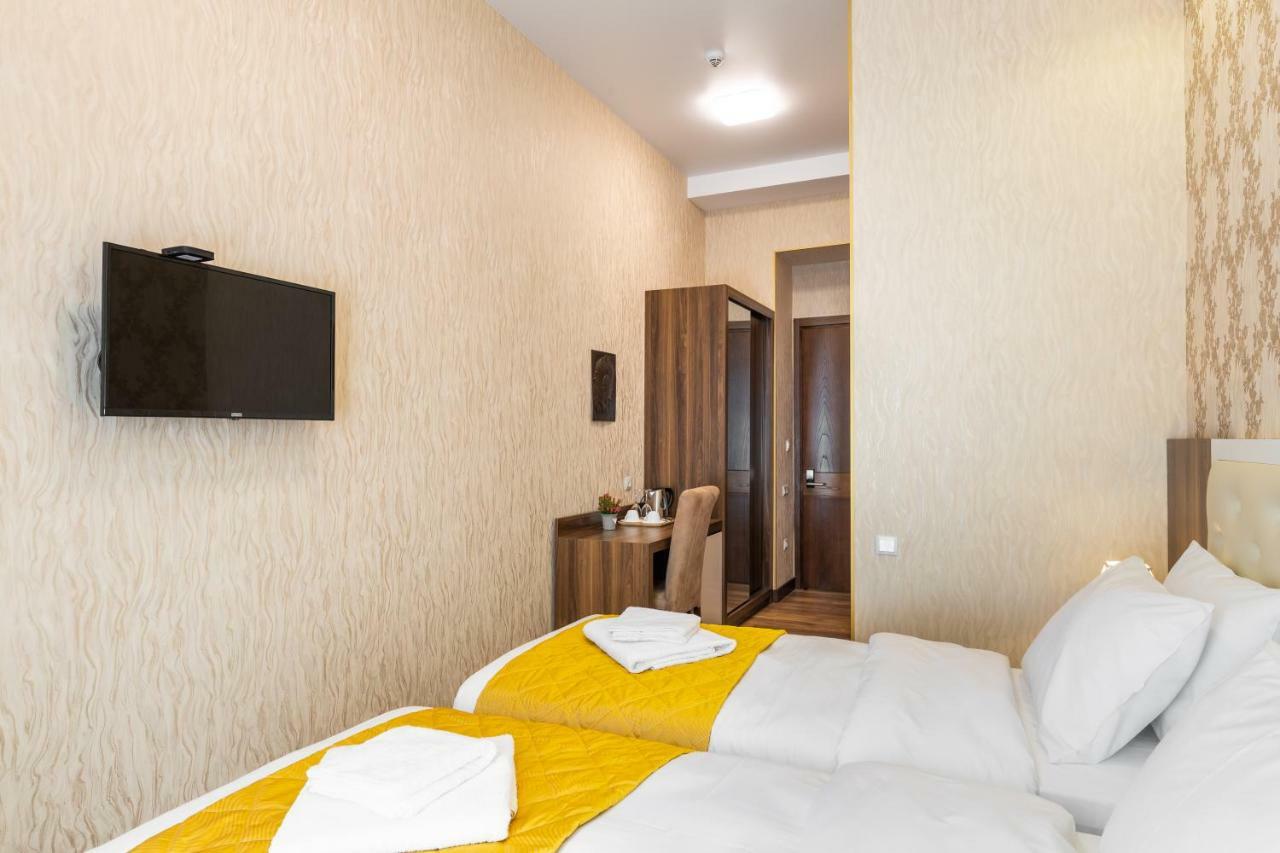 Ornament Hotel Tbilisi Exterior foto