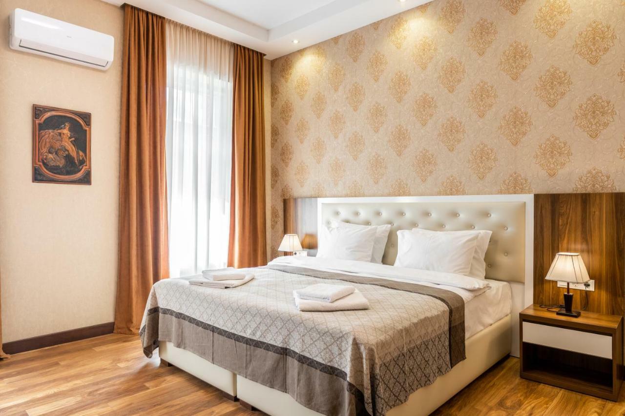 Ornament Hotel Tbilisi Exterior foto